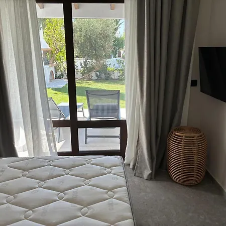 Holiday home Porto Hydra Seaside Plepi
